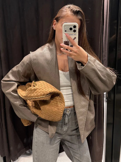 Chaqueta bomber con efecto ante